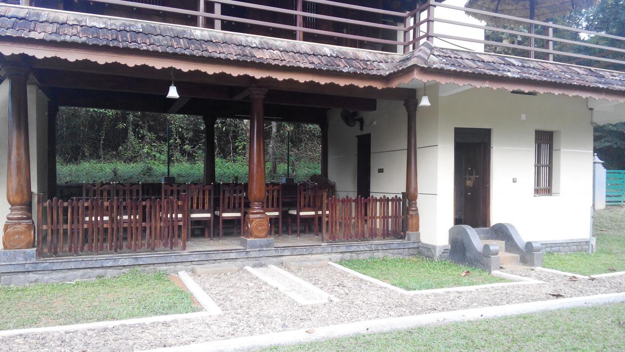7Th Heaven Resorts Kochi Kültér fotó