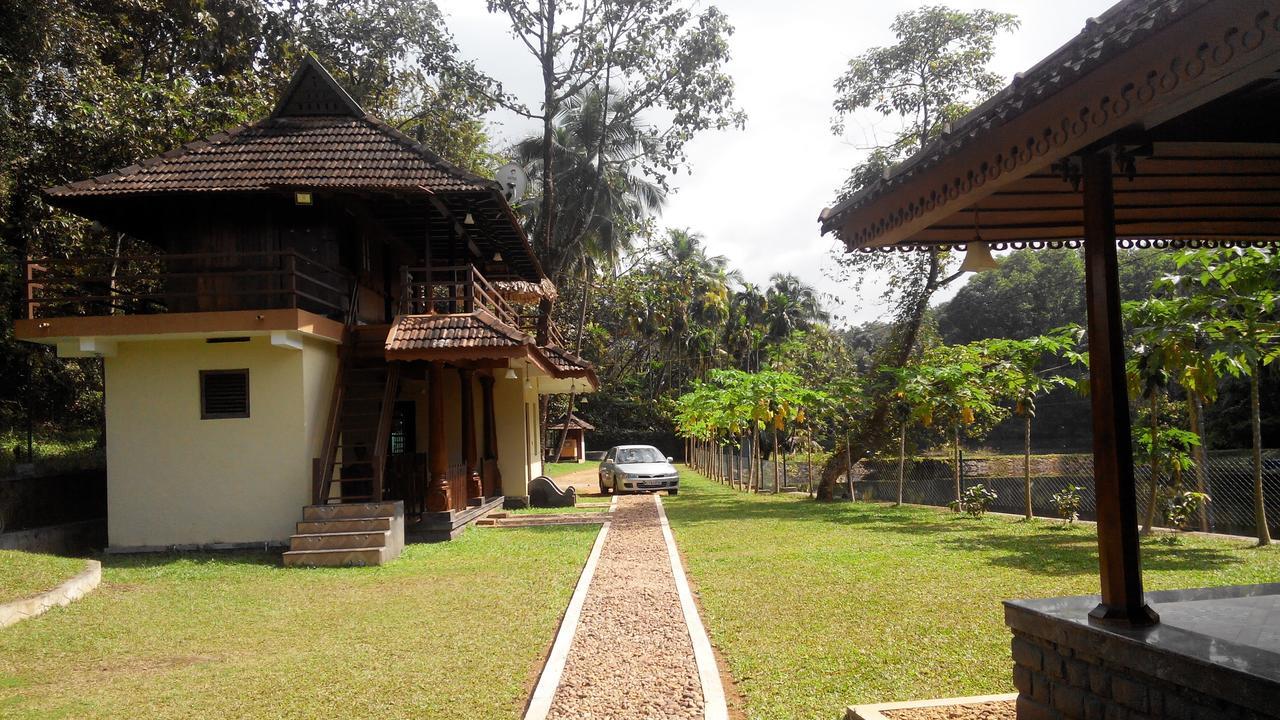7Th Heaven Resorts Kochi Kültér fotó