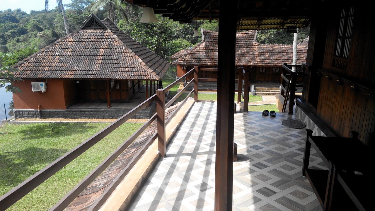 7Th Heaven Resorts Kochi Kültér fotó